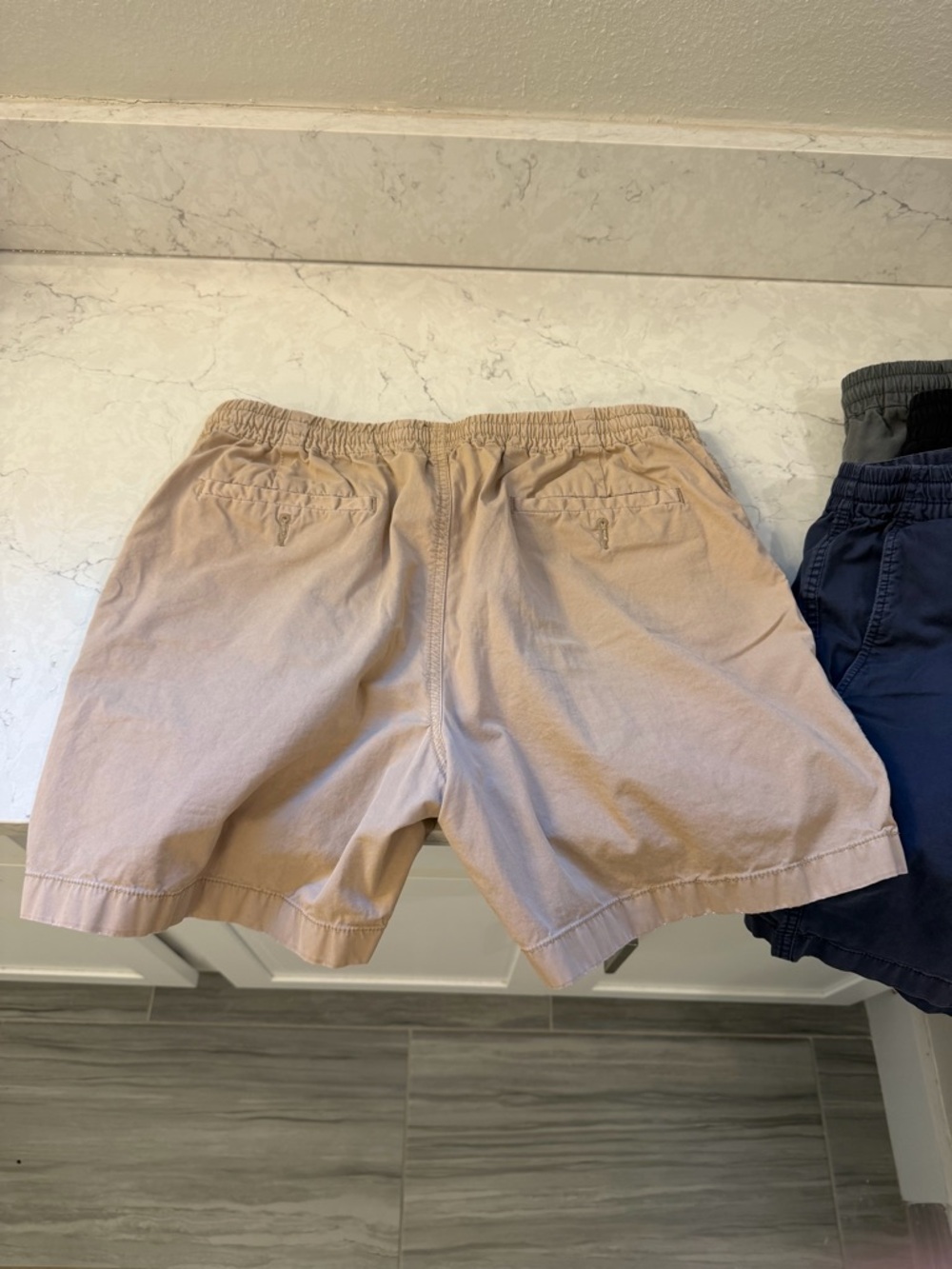 J. Crew Men’s Shorts 4 Pairs Size Medium 6 Inch Inseam - Picture 9 of 9